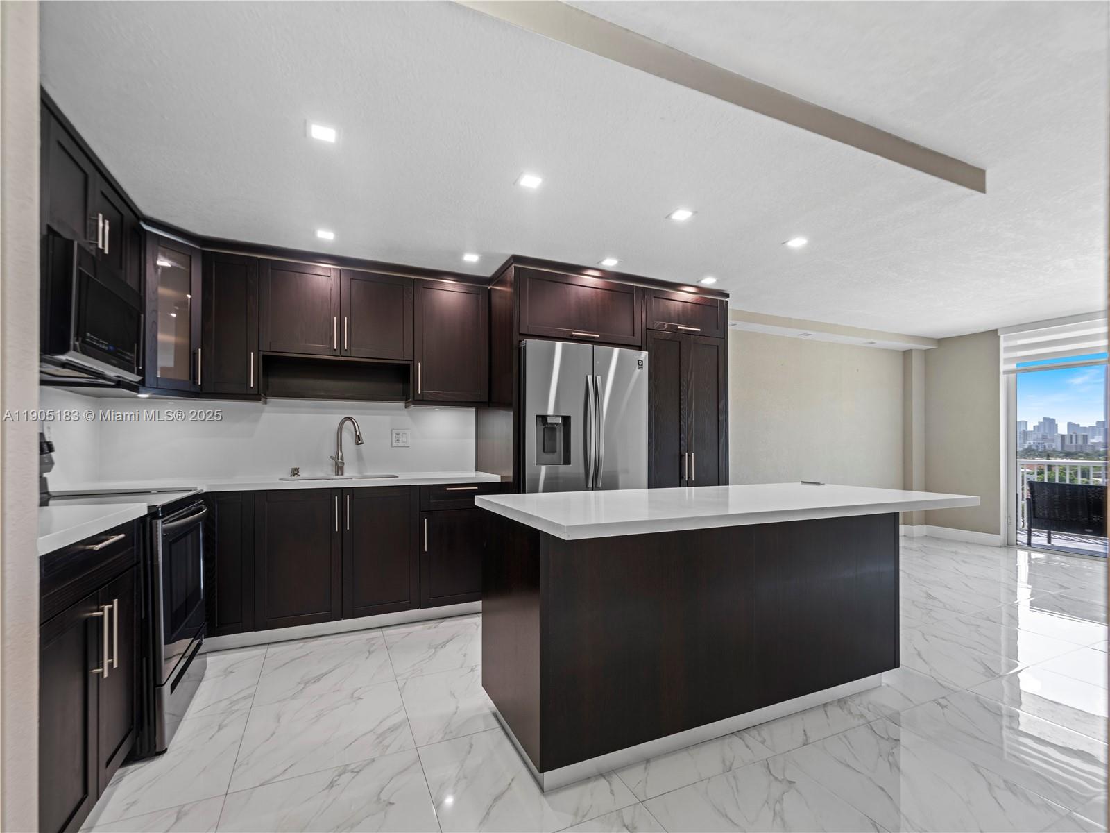 ISLA DEL MAR CONDO - Residential Lease