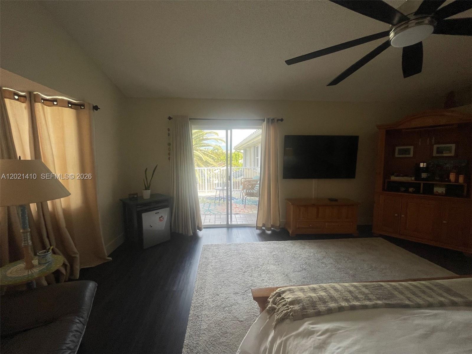 PASADENA AT CHAPEL TRAIL - Residential