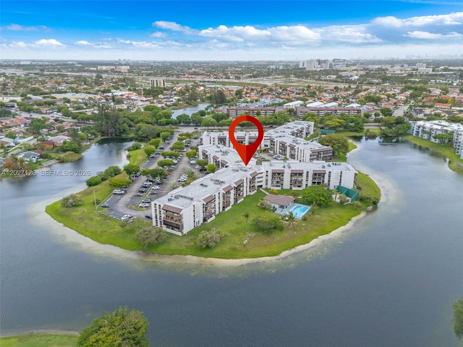 PENINSULA AT INTL GARDENS - Residential