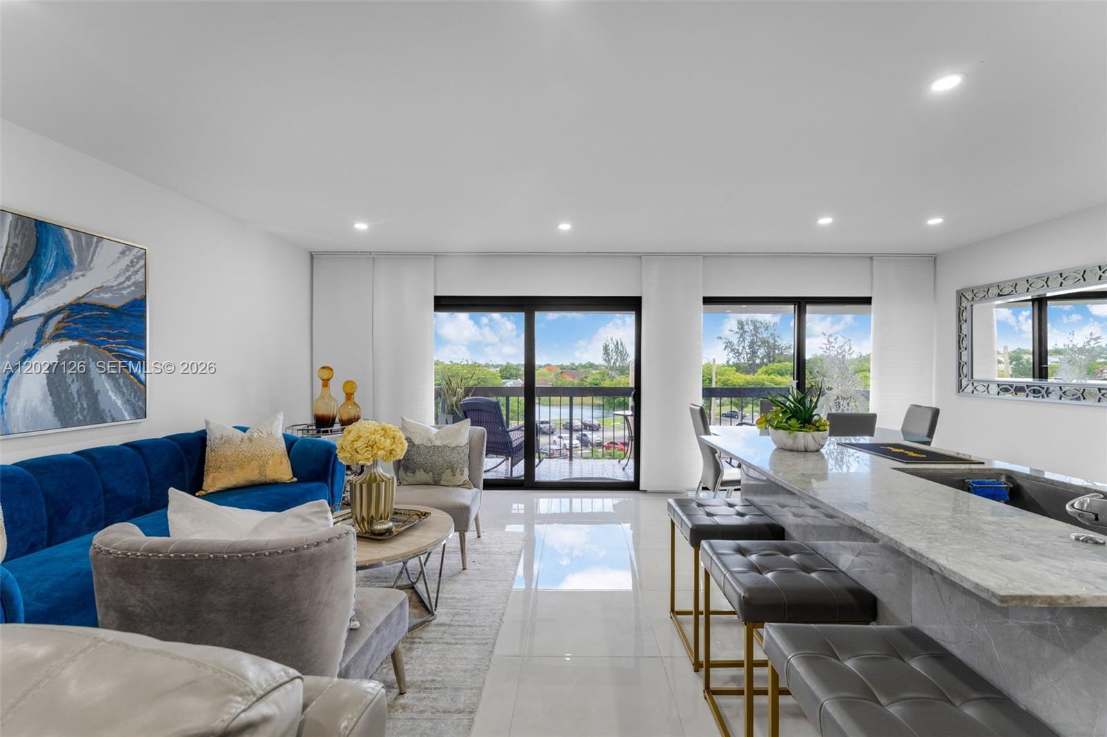 PENINSULA AT INTL GARDENS - Residential