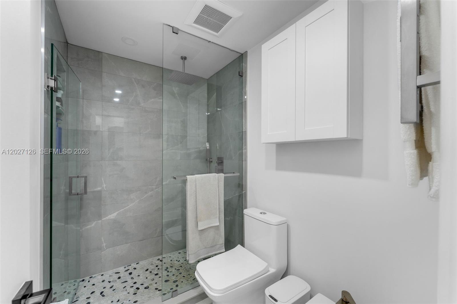 PENINSULA AT INTL GARDENS - Residential