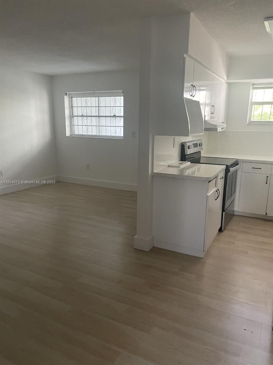 Rental Property at 2498 Sw 17th Ave 4105, Miami, Broward County, Florida - Bedrooms: 1 
Bathrooms: 1  - $2,100 MO.