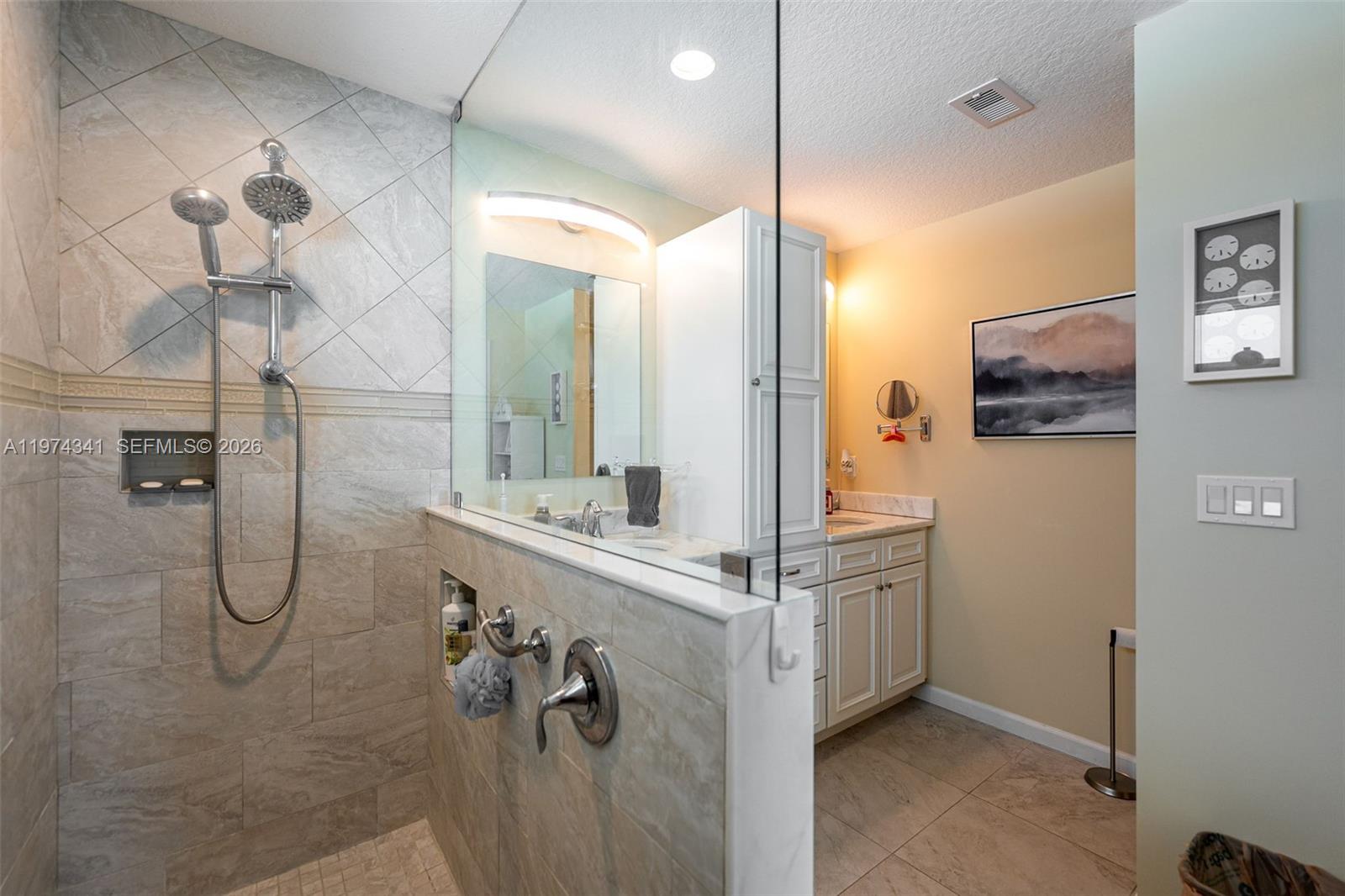 Venture III/Venture Harbou - Residential