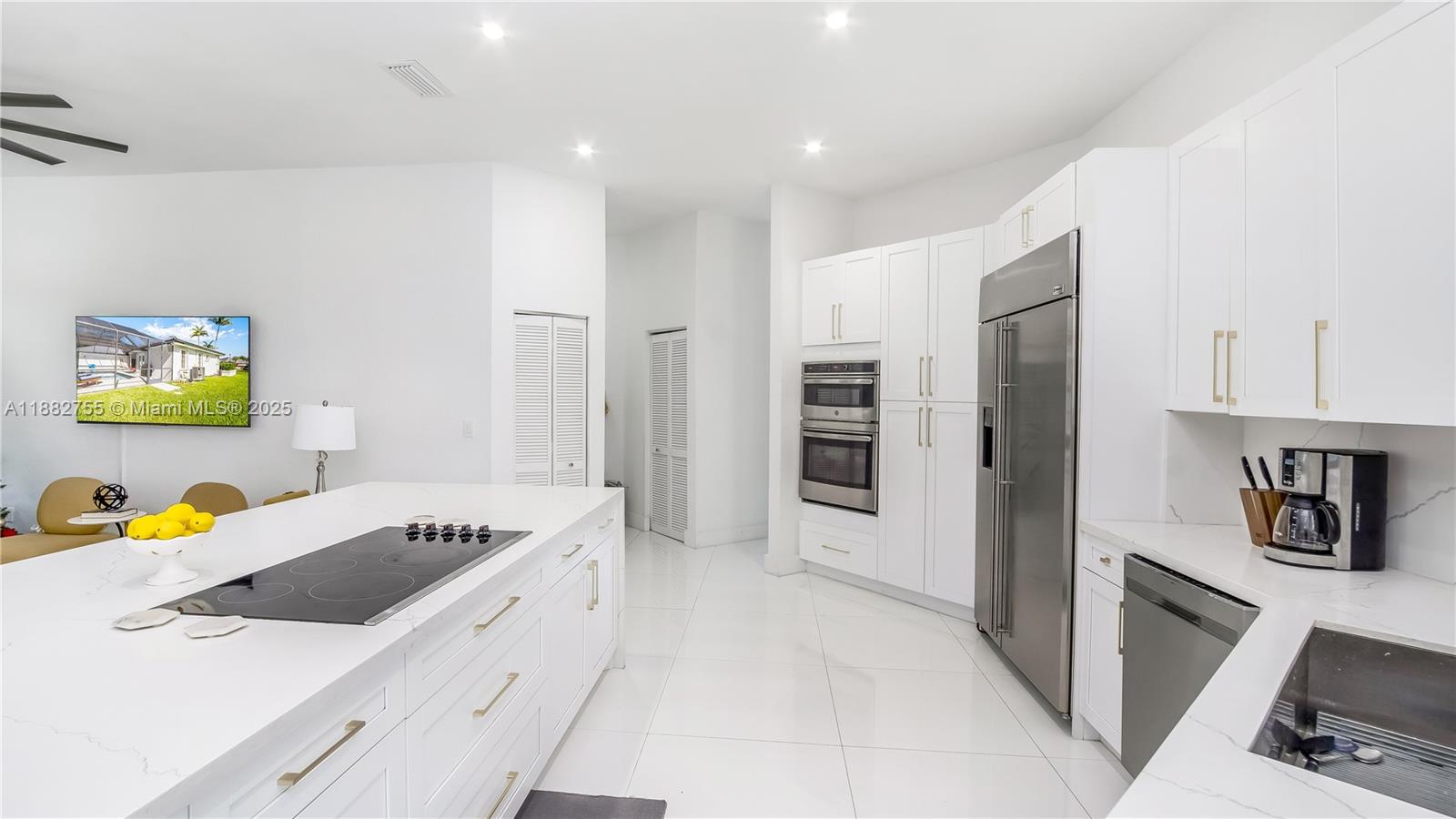 ALLISON ESTATES - Residential Lease