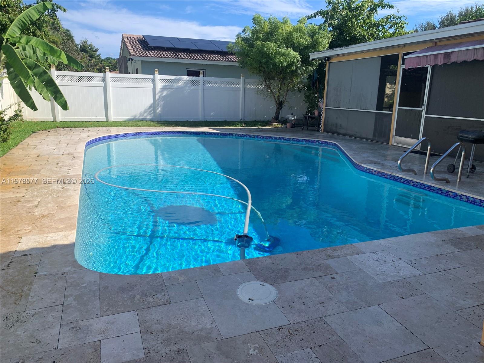 7507 NW 41st St, Coral Springs, FL, 33065/$649,000 3 7507 NW 41st St