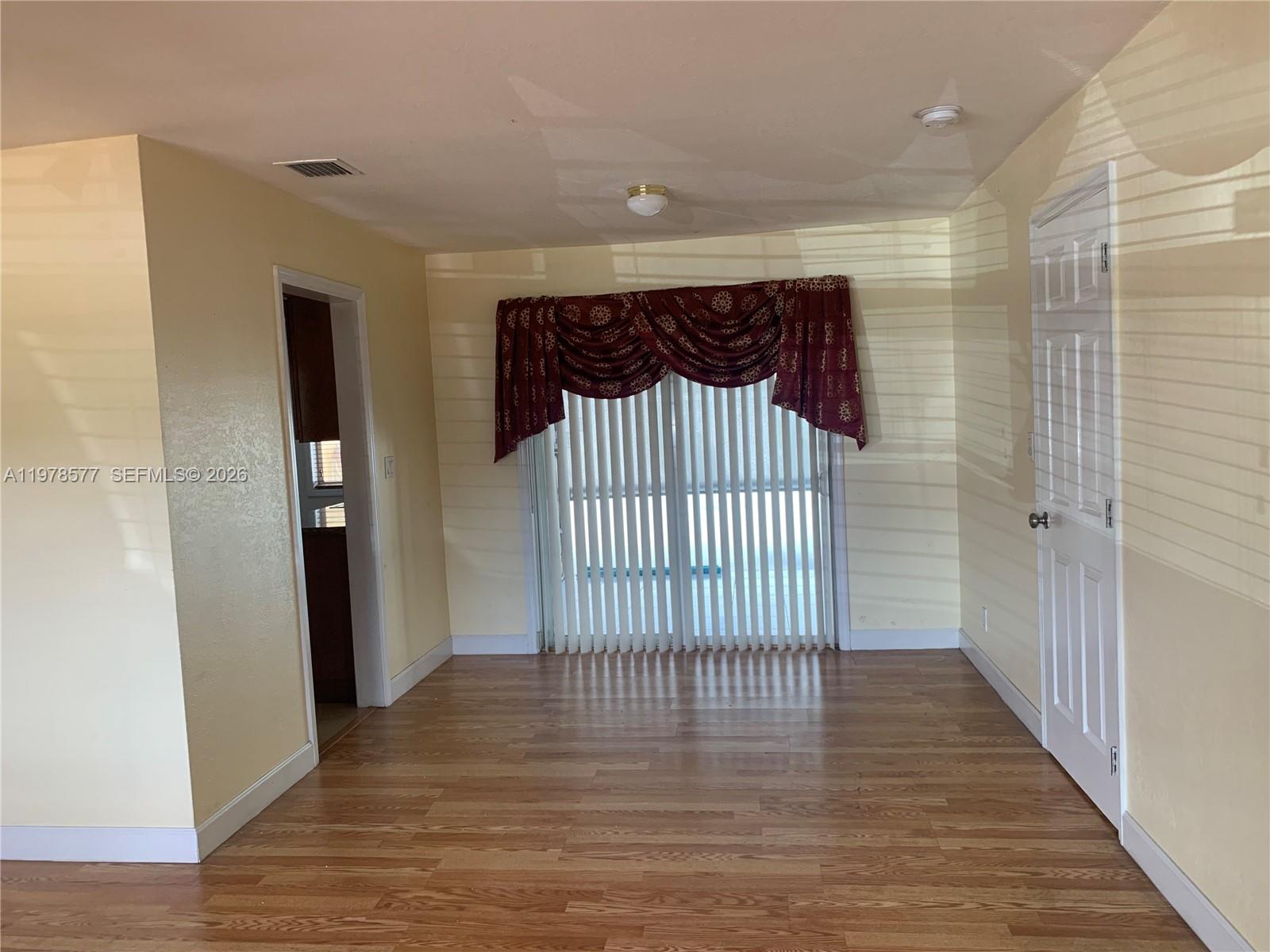 THE DELLS - Residential