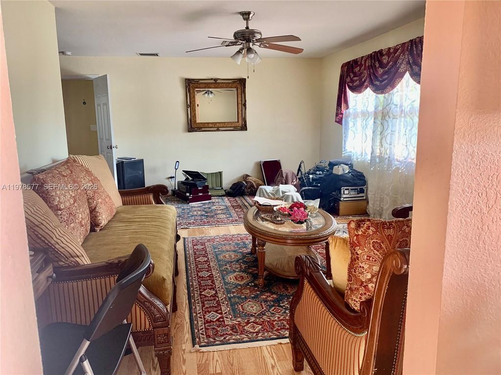 Photo of 7507 NW 41st St, Coral Springs, FL 33065 (MLS # A11978577)