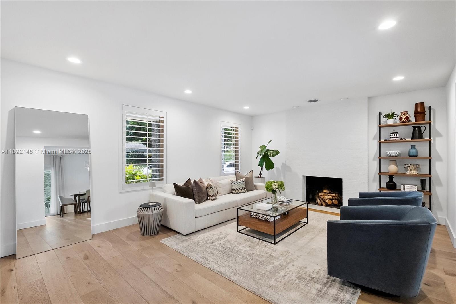 CORAL GABLES RIVIERA SEC - Residential Lease