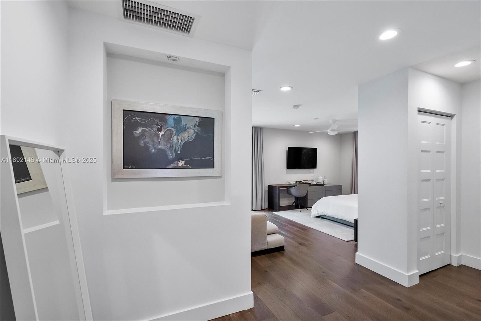 CORAL GABLES RIVIERA SEC - Residential Lease