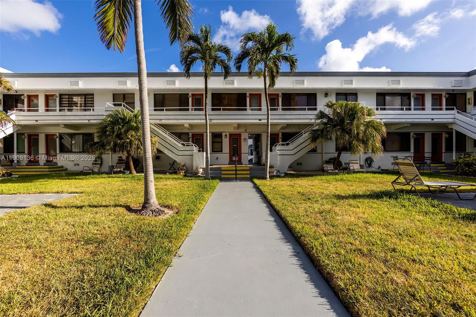 CHATEAU GARDENS CONDO - Residential