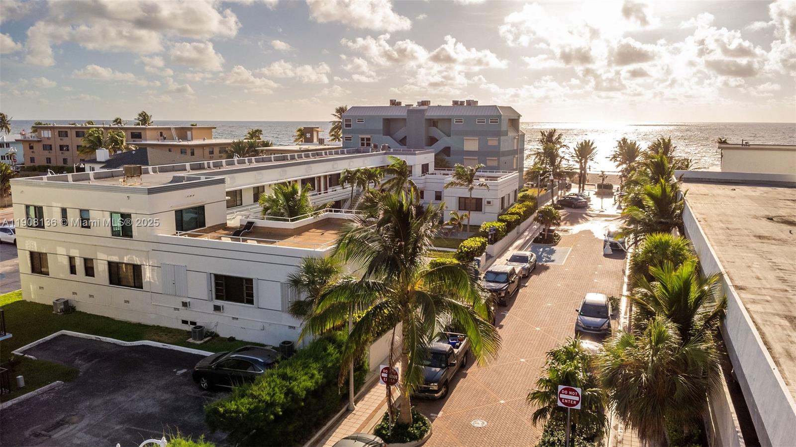 CHATEAU GARDENS CONDO - Residential