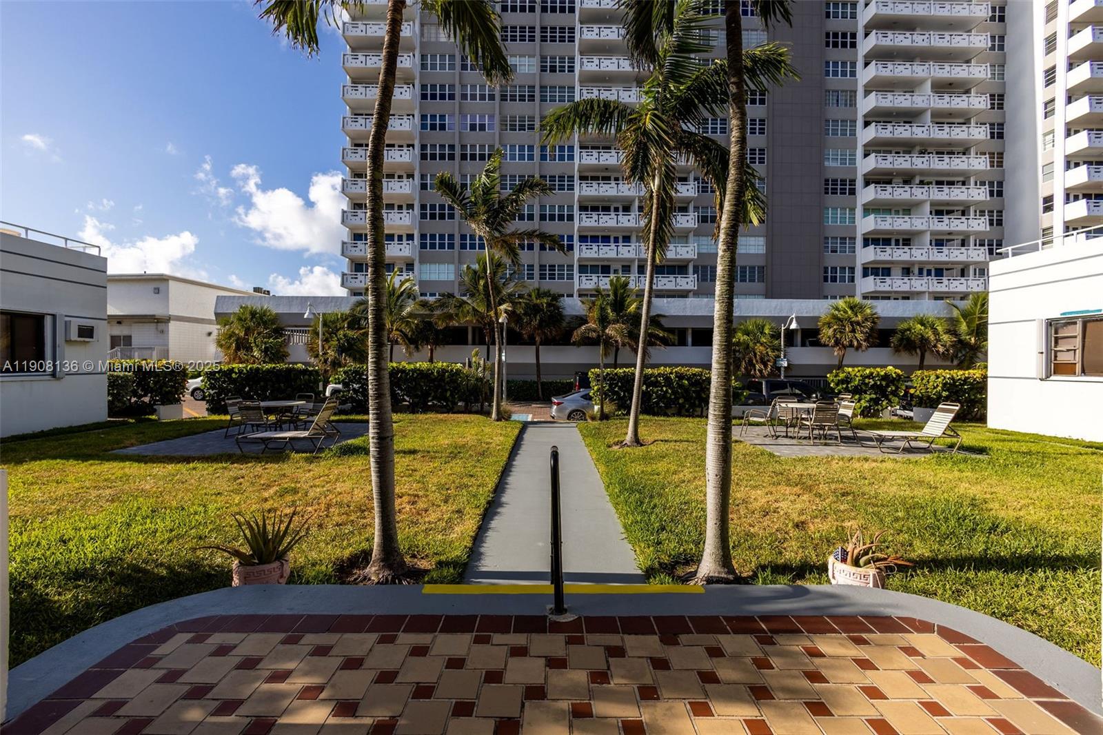 CHATEAU GARDENS CONDO - Residential