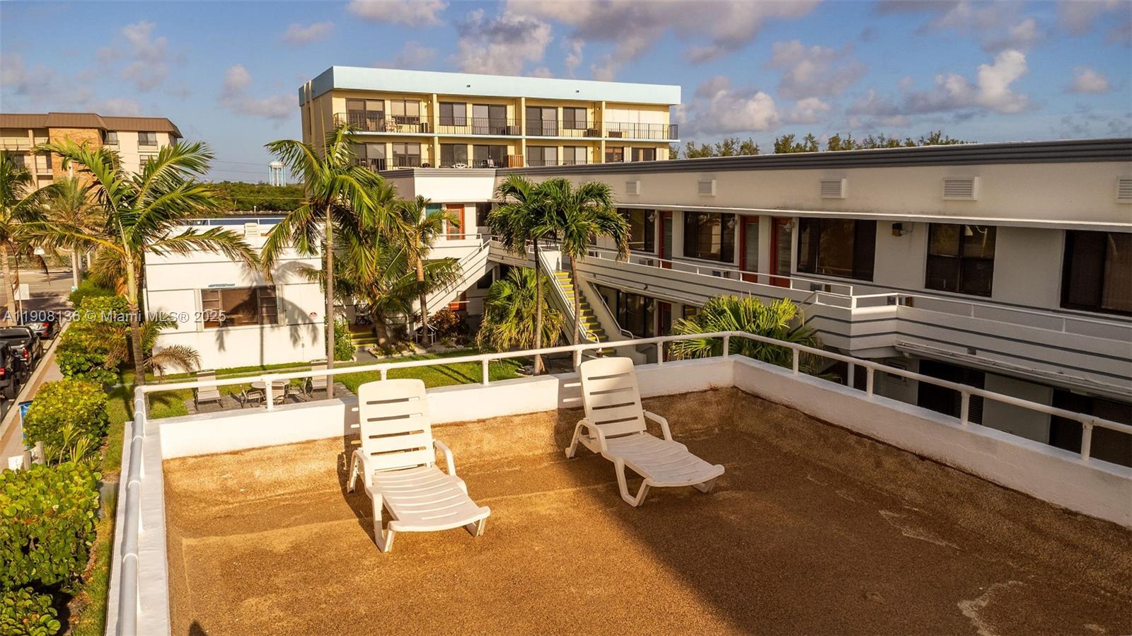 CHATEAU GARDENS CONDO - Residential