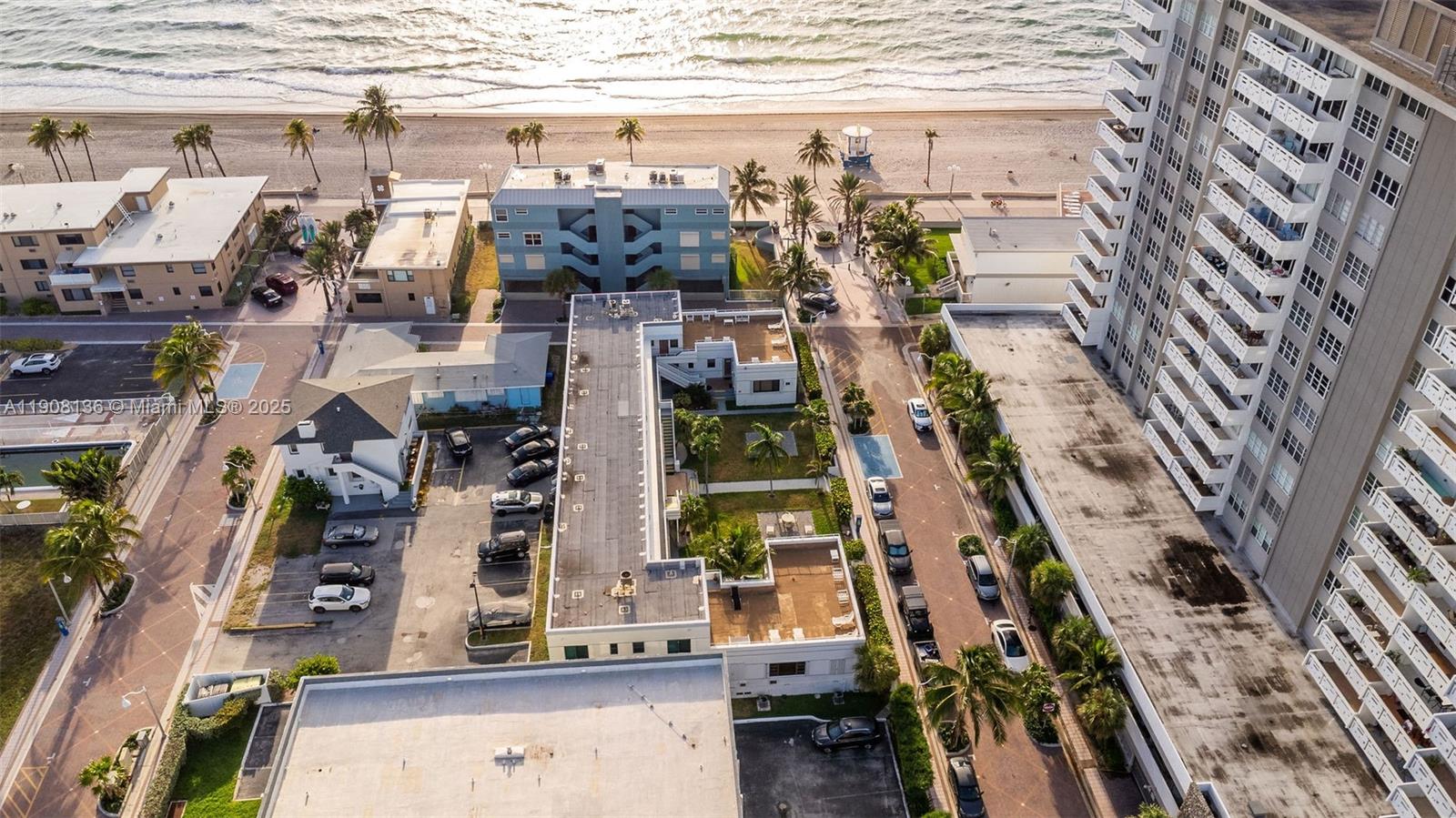 CHATEAU GARDENS CONDO - Residential