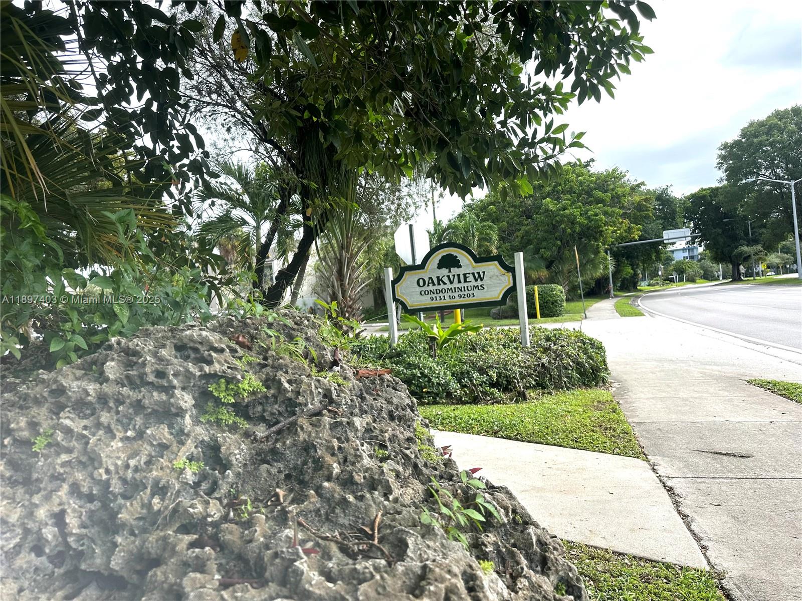 THE OAKVIEW CONDO NO 5 - Residential Lease