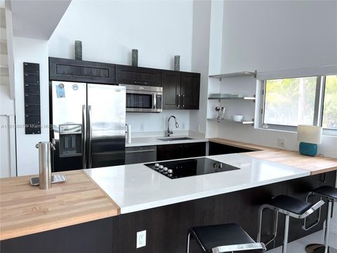 401 Jefferson Ave 3 Miami Beach FL 33139