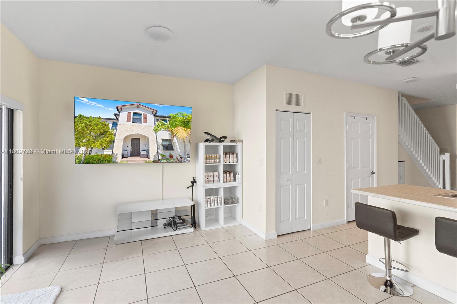 AQUABELLA - Residential