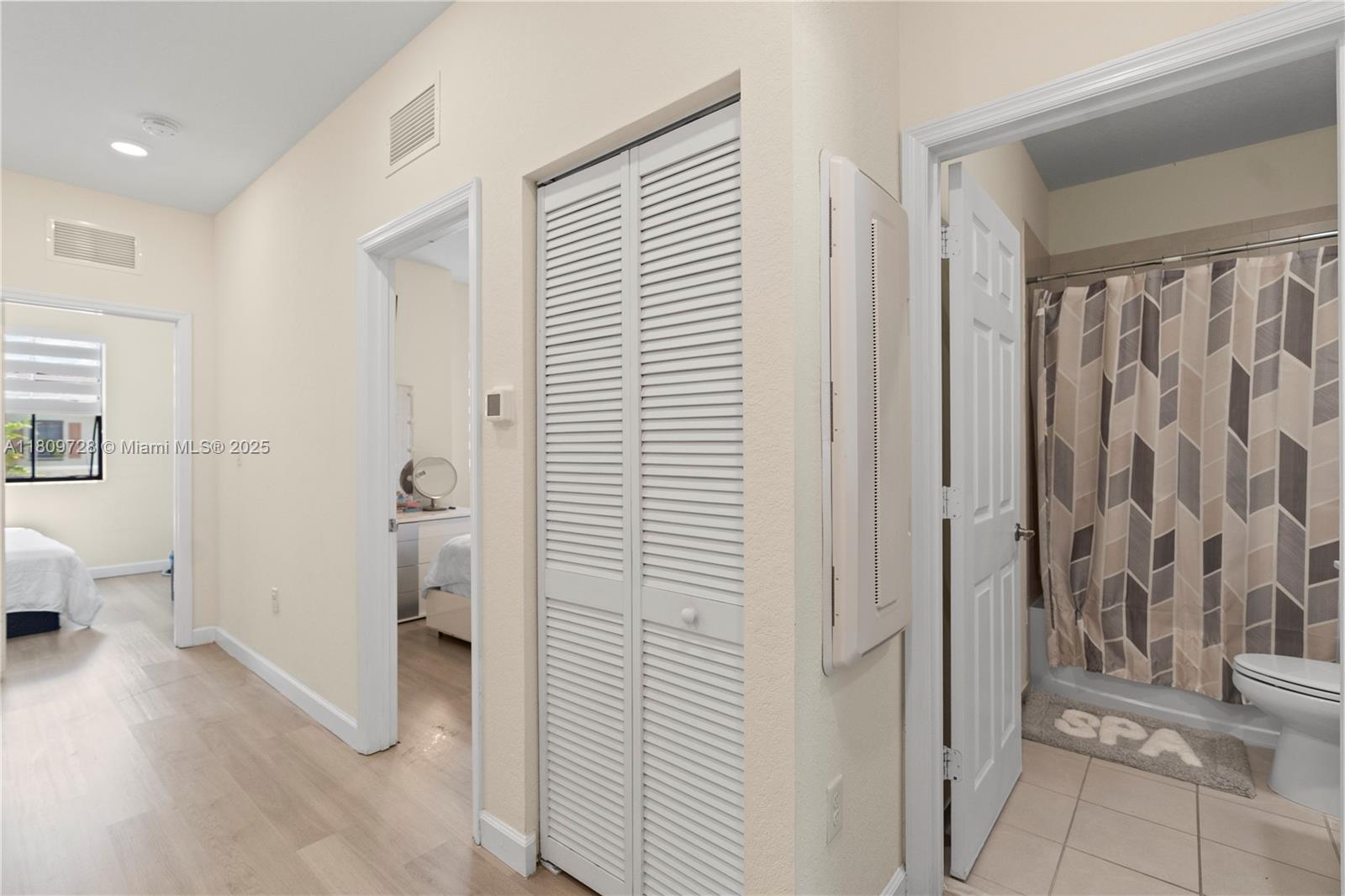 AQUABELLA - Residential