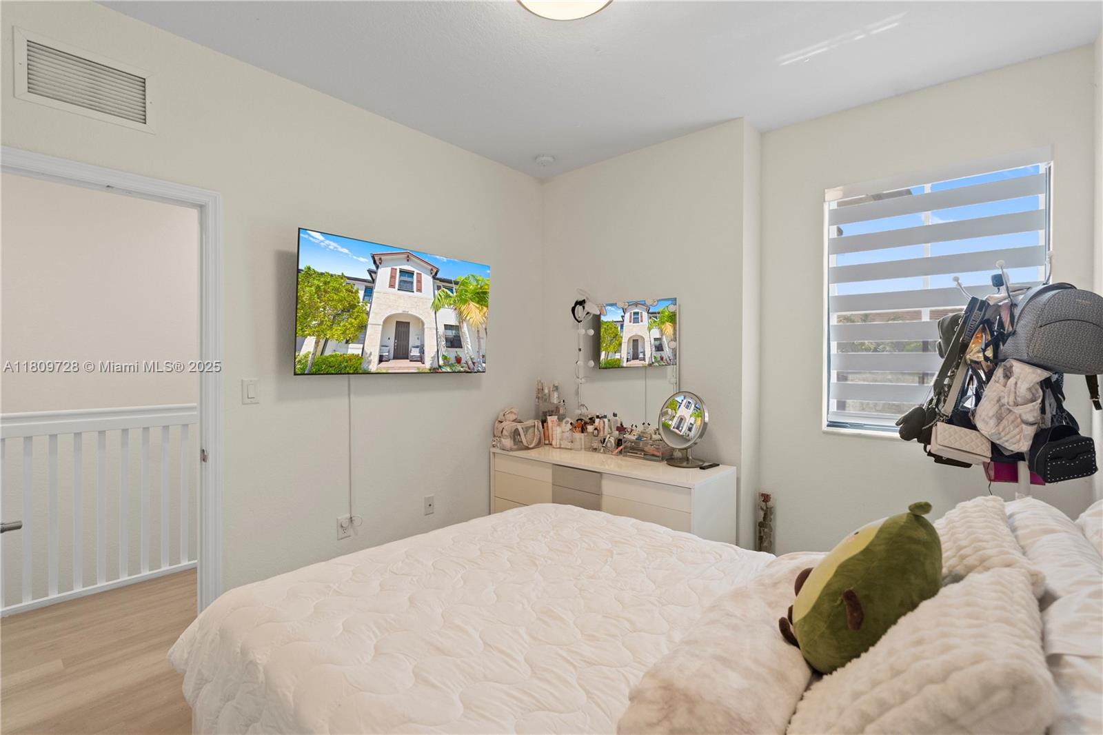 AQUABELLA - Residential