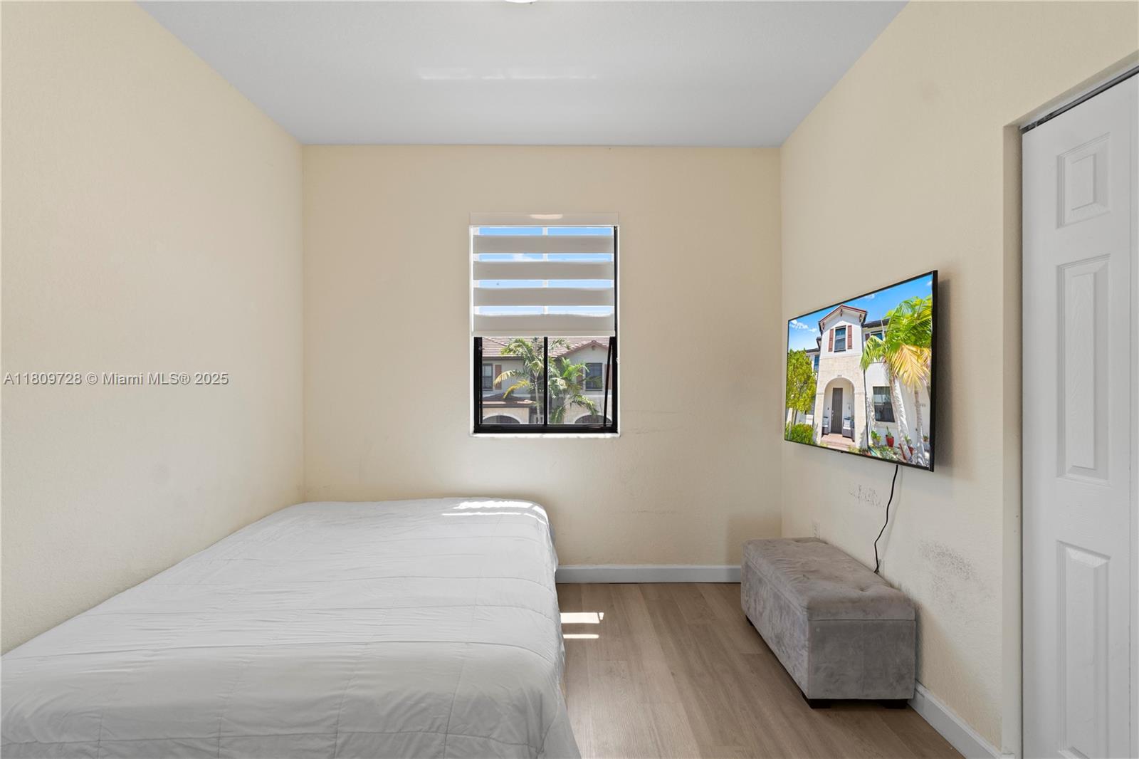 AQUABELLA - Residential