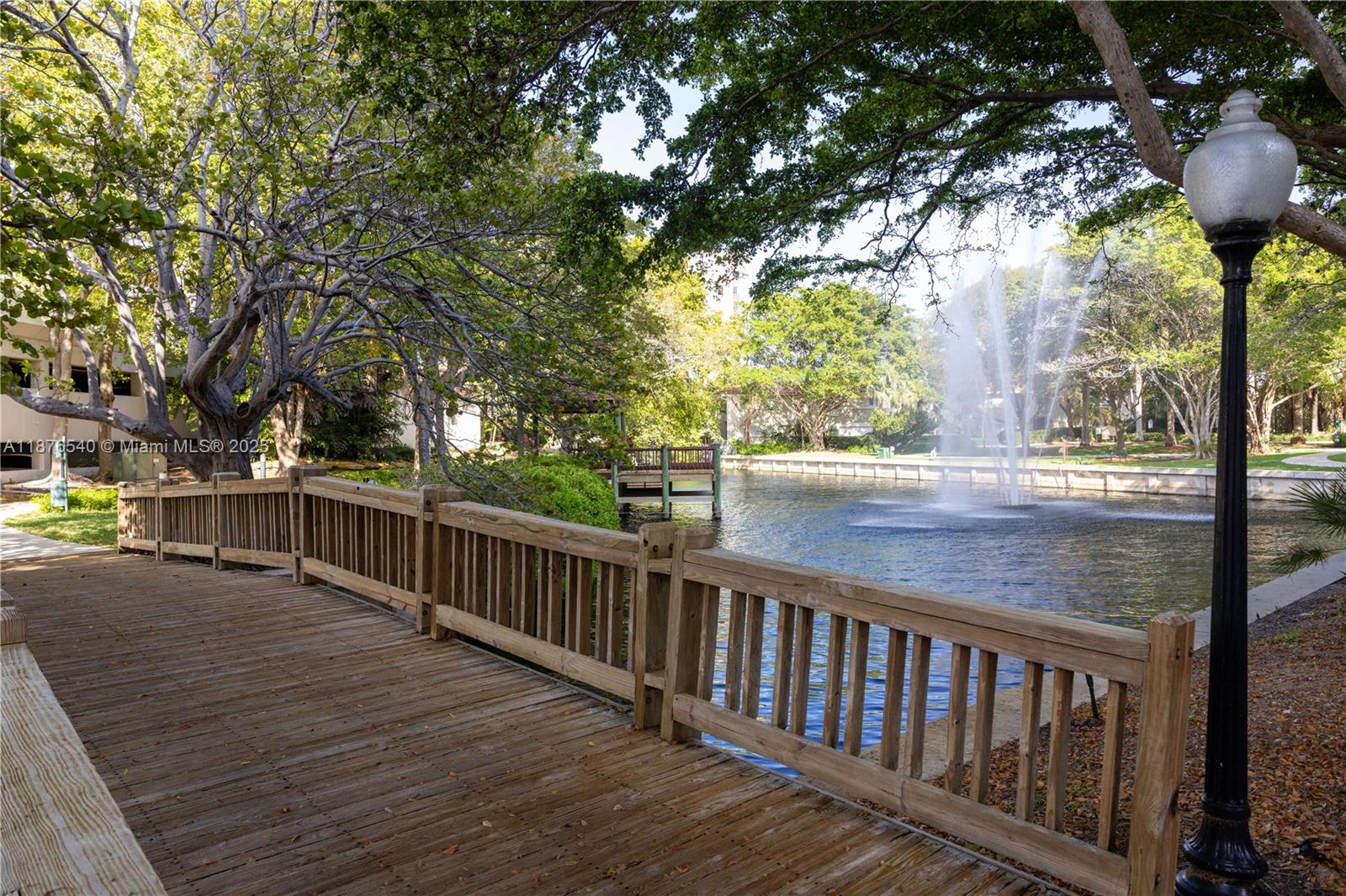 THE TOWERS OF QUAYSIDE CO - Residential