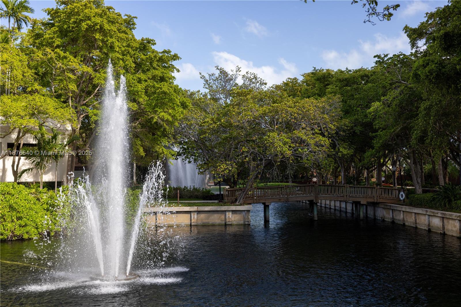 THE TOWERS OF QUAYSIDE CO - Residential