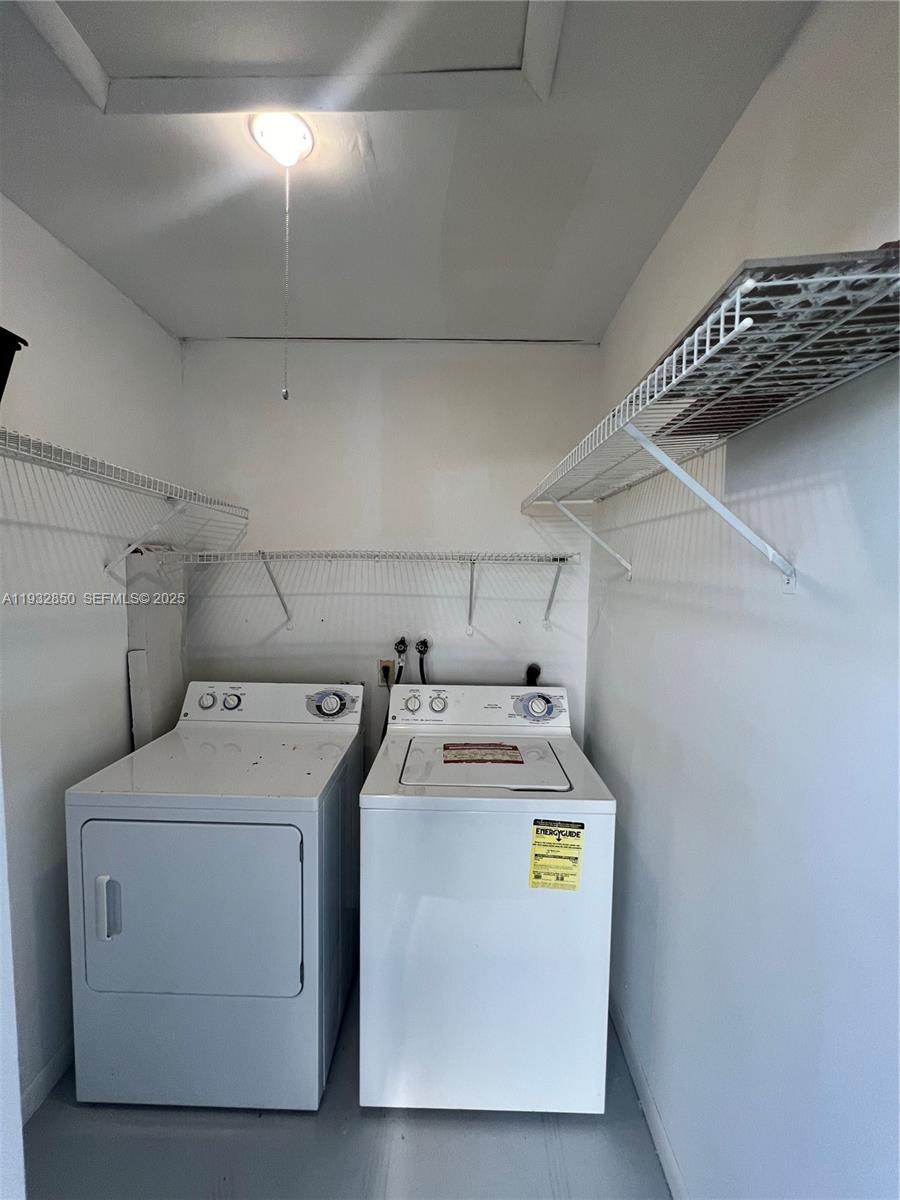 KINGS POINT NORMANDY COND - Residential