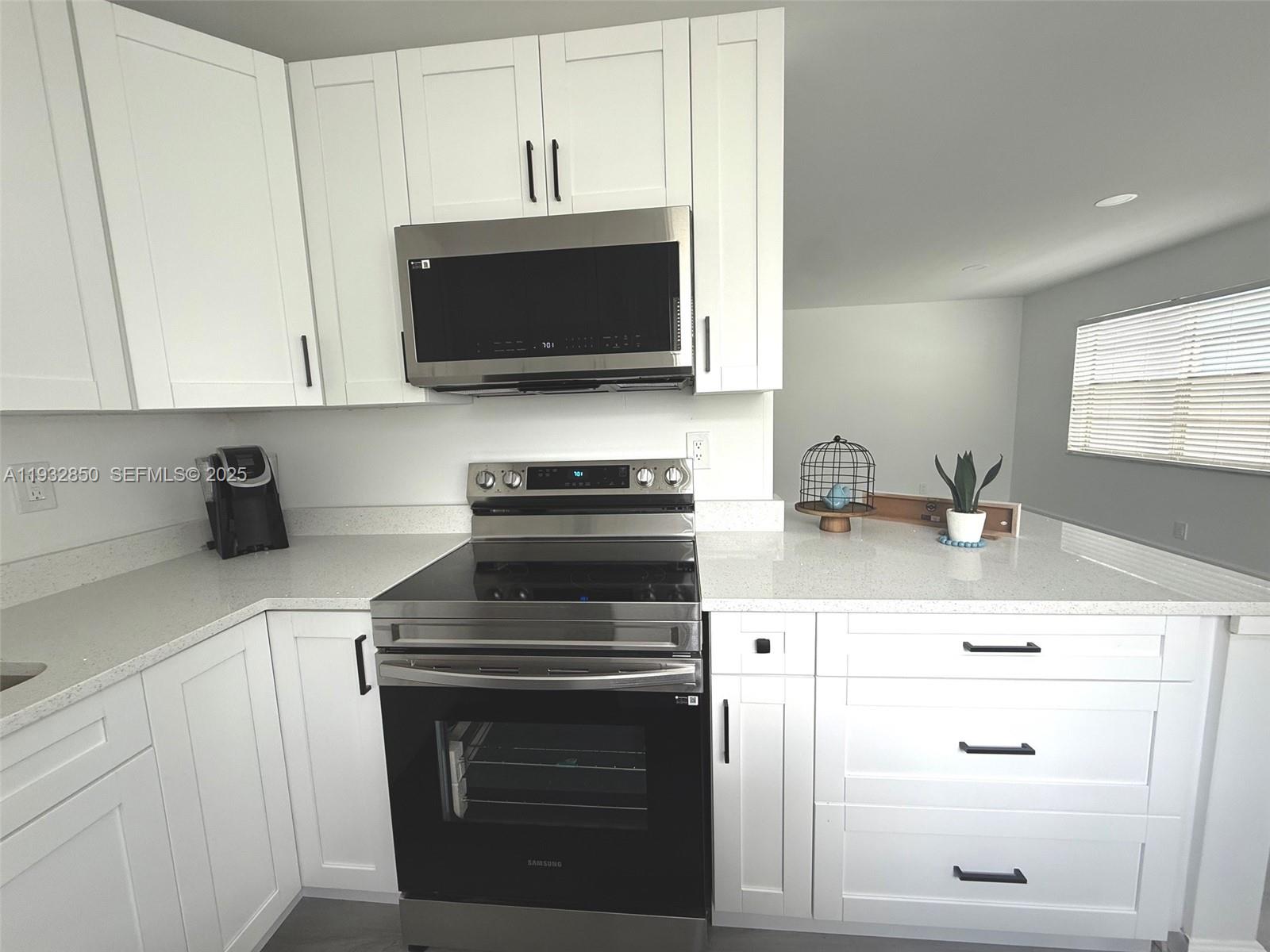 KINGS POINT NORMANDY COND - Residential