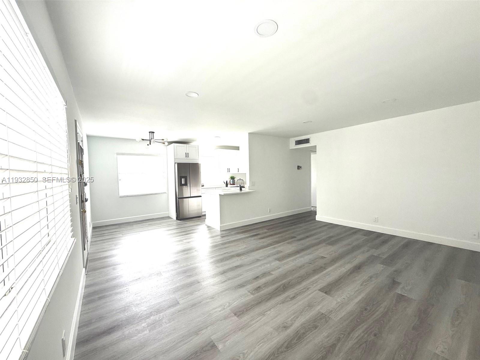 KINGS POINT NORMANDY COND - Residential