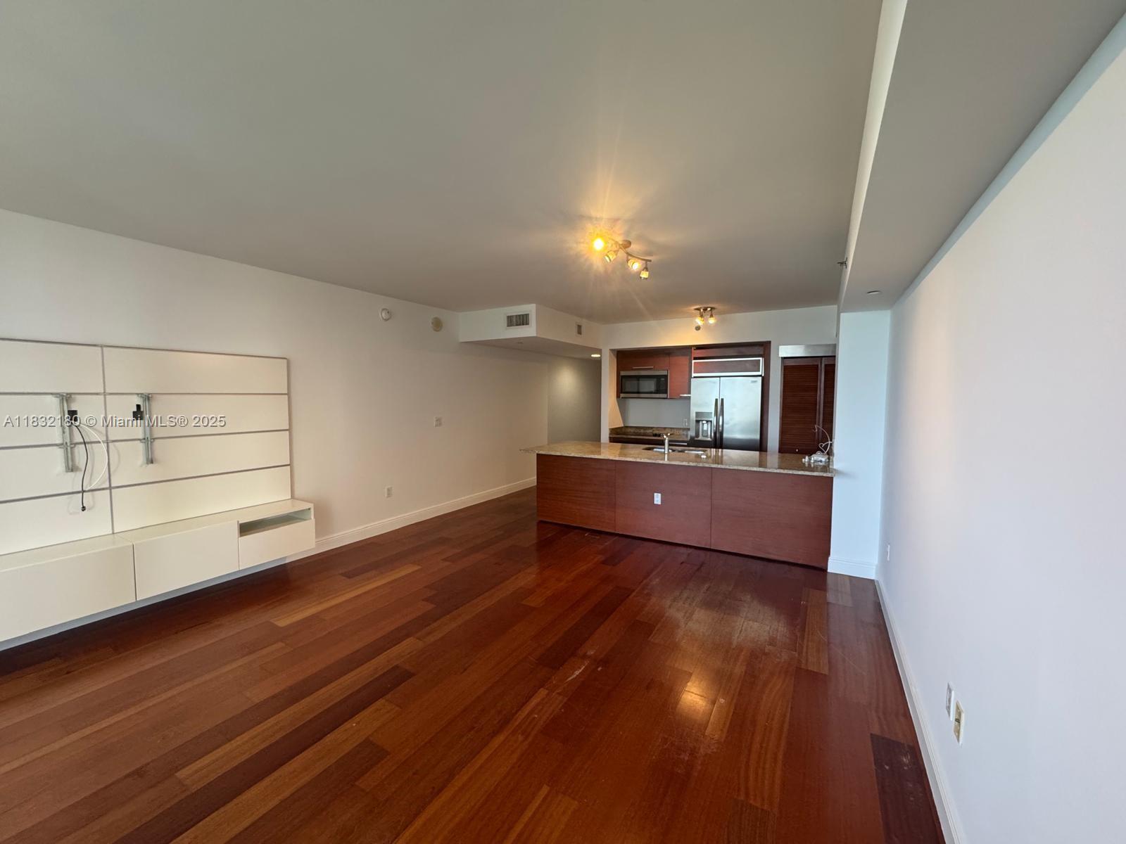 1830 S Ocean Dr 1409