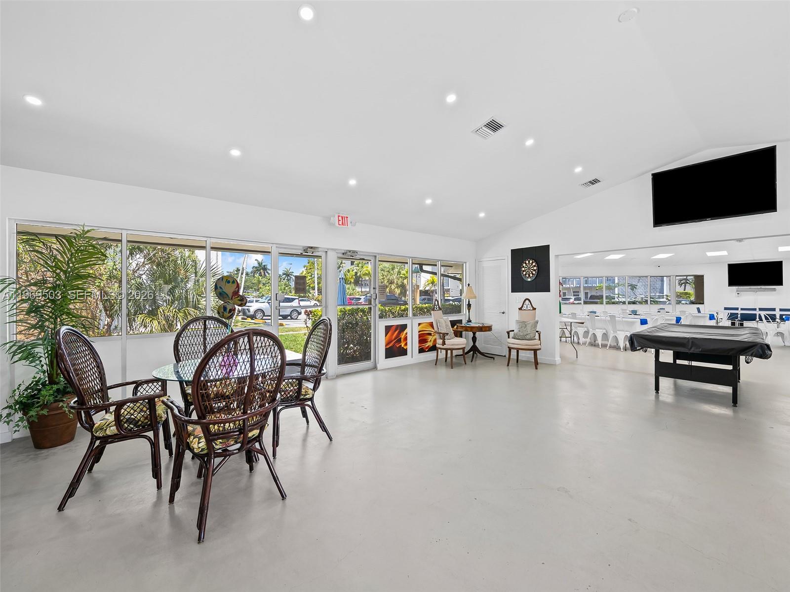 MEADOWBROOK CONDO APTS BL - Residential