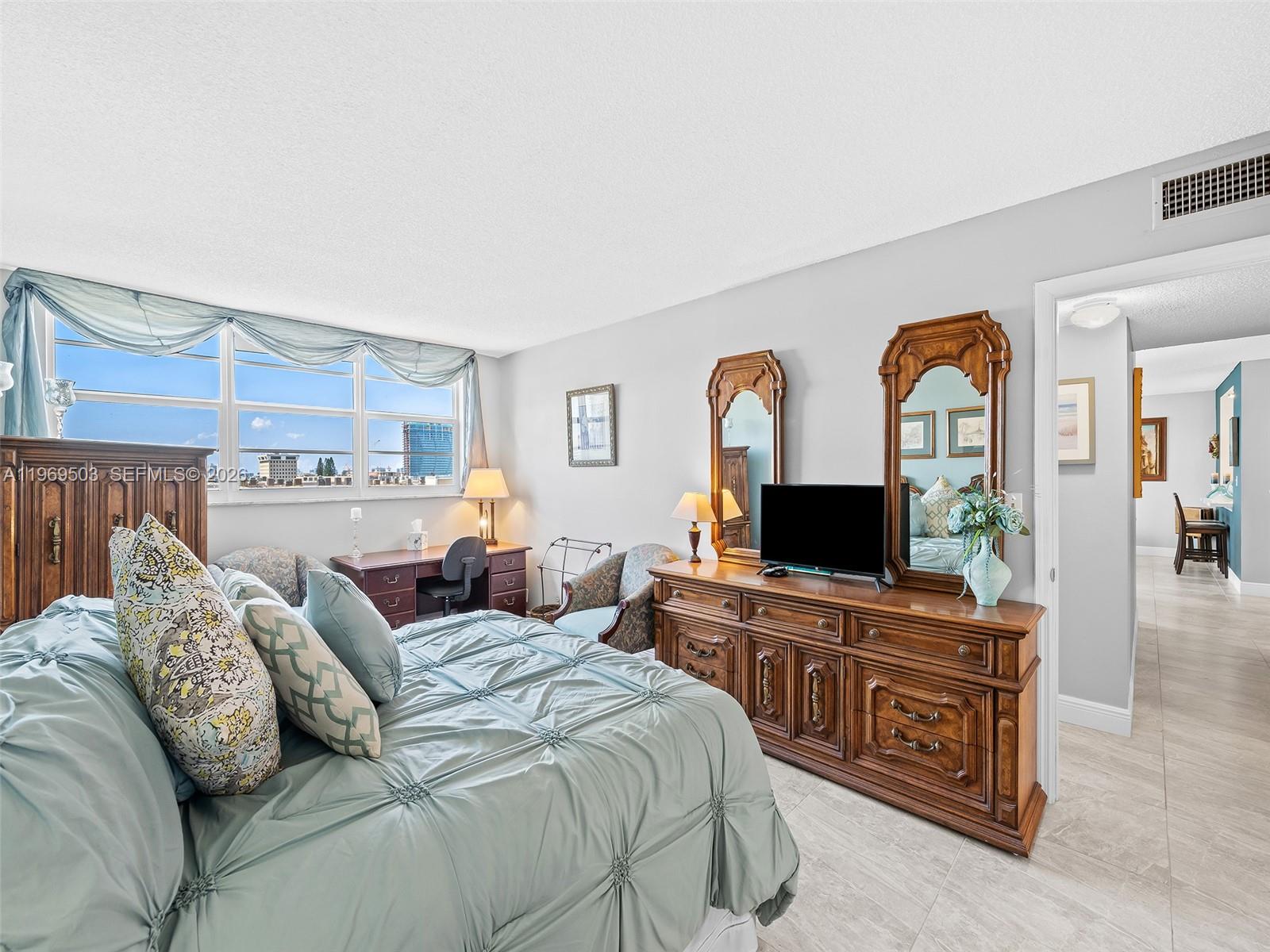 MEADOWBROOK CONDO APTS BL - Residential