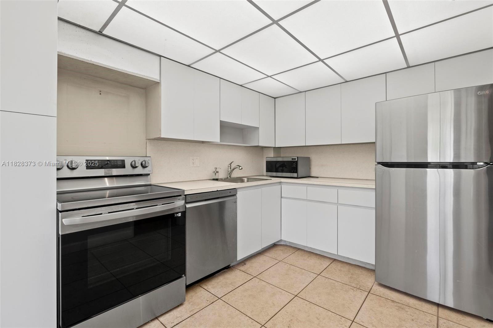 NO 30 PALM-AIRE COUNTRY C - Residential