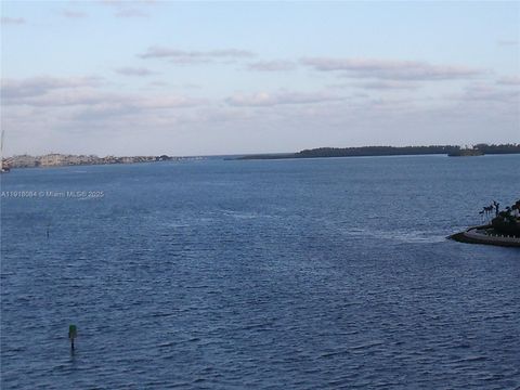 325 S Biscayne Blvd 921 Miami FL 33131