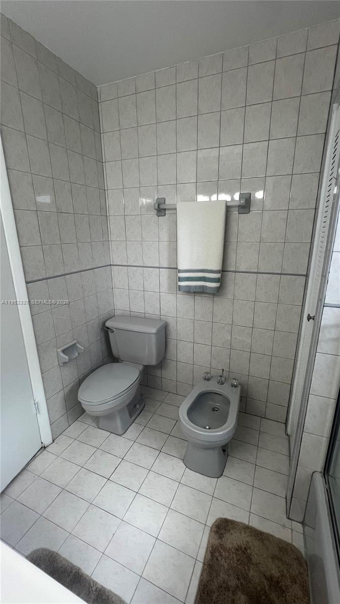 LOS ANGELES ESTATES SEC 3 - Residential