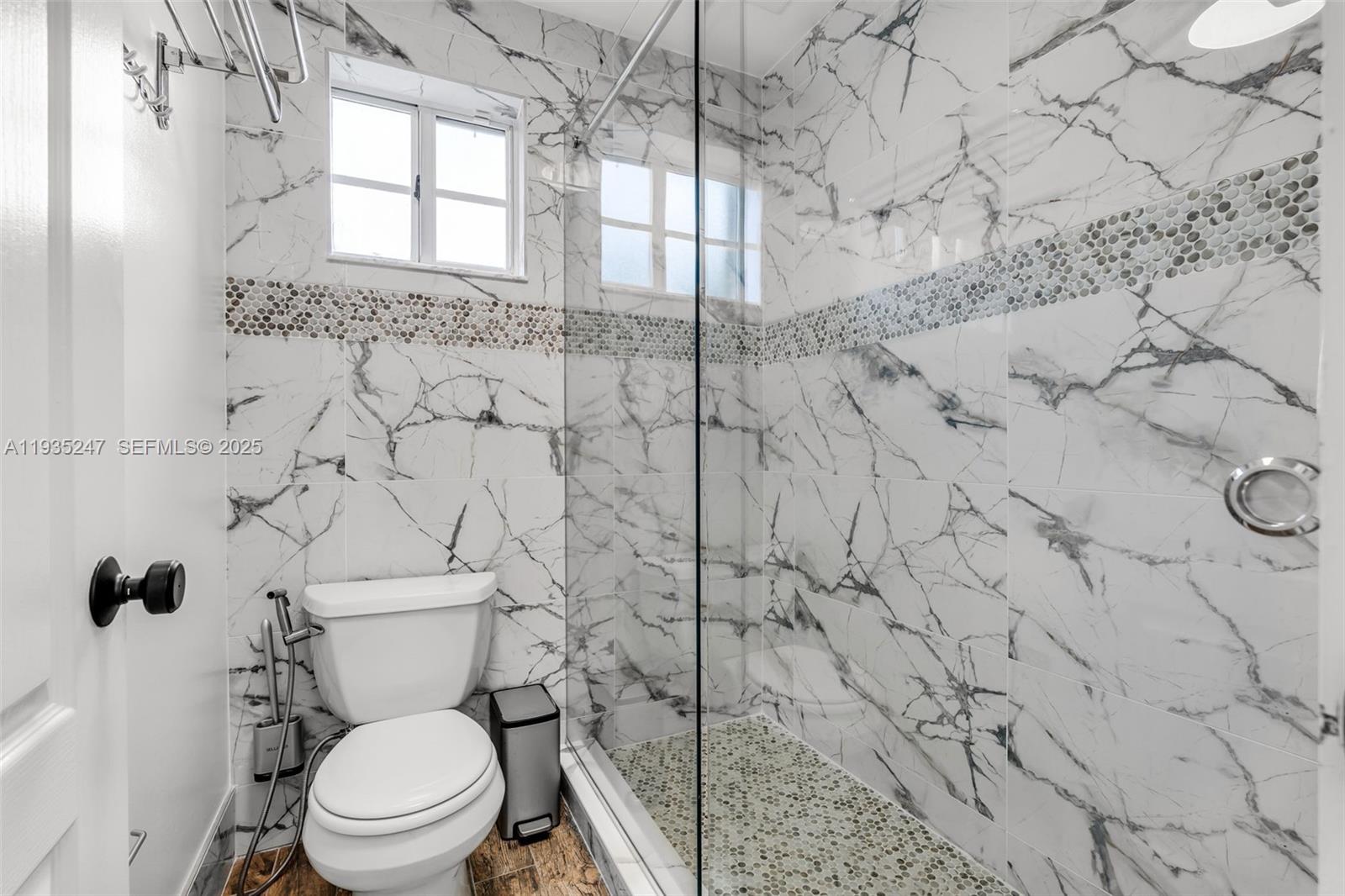 REVISED PLAT OF HILLCREST - Residential