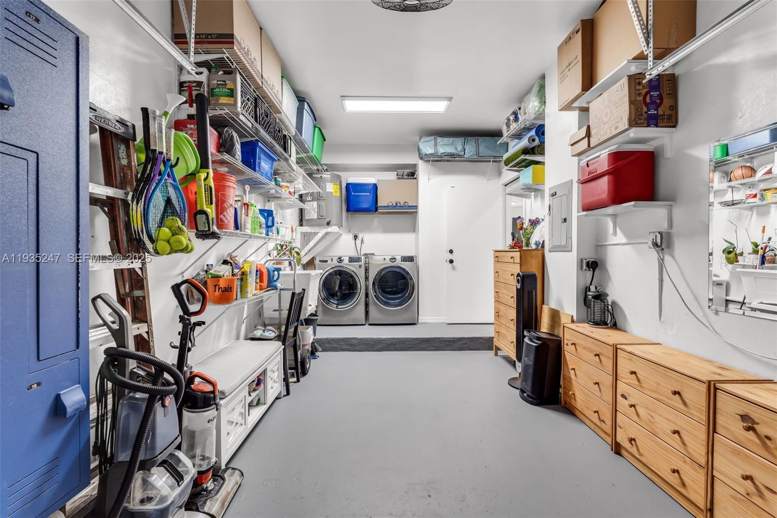 REVISED PLAT OF HILLCREST - Residential