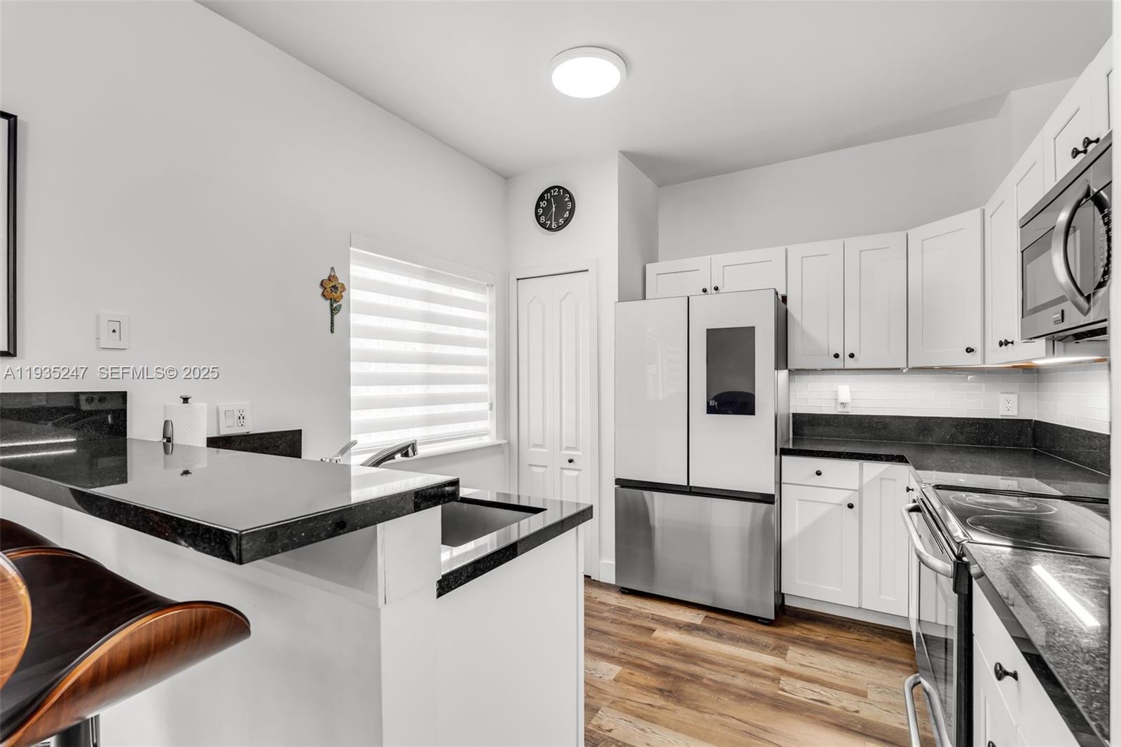 REVISED PLAT OF HILLCREST - Residential