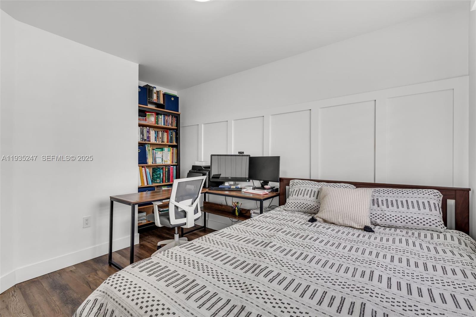 REVISED PLAT OF HILLCREST - Residential