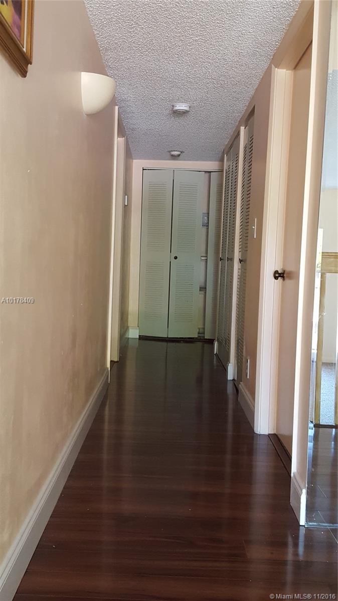 Jasmine Lakes I Condo - Residential Lease