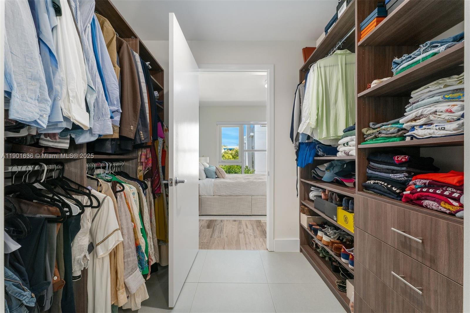 ONE BAY CONDO - Residential Lease