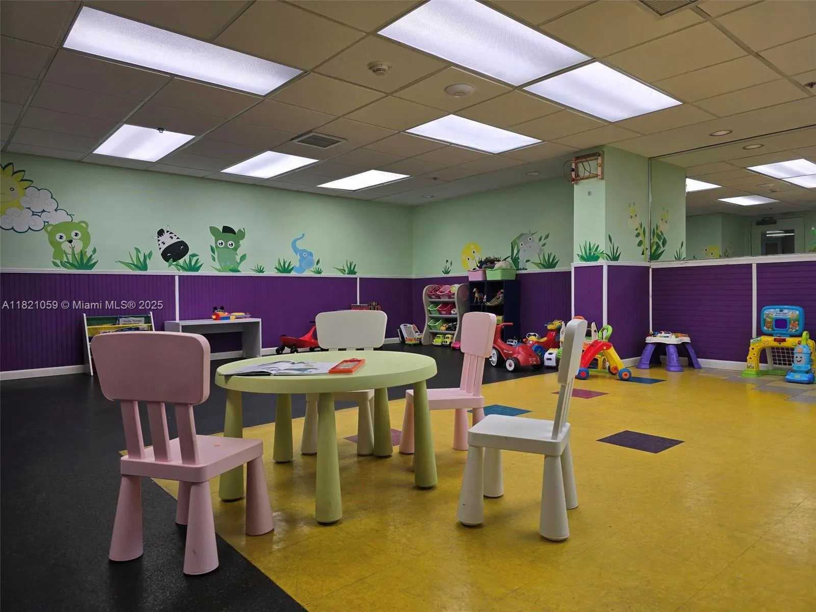 Miami, Florida 33129, United States, 2 Bedrooms Bedrooms, ,2 BathroomsBathrooms,Residential,Active,150328