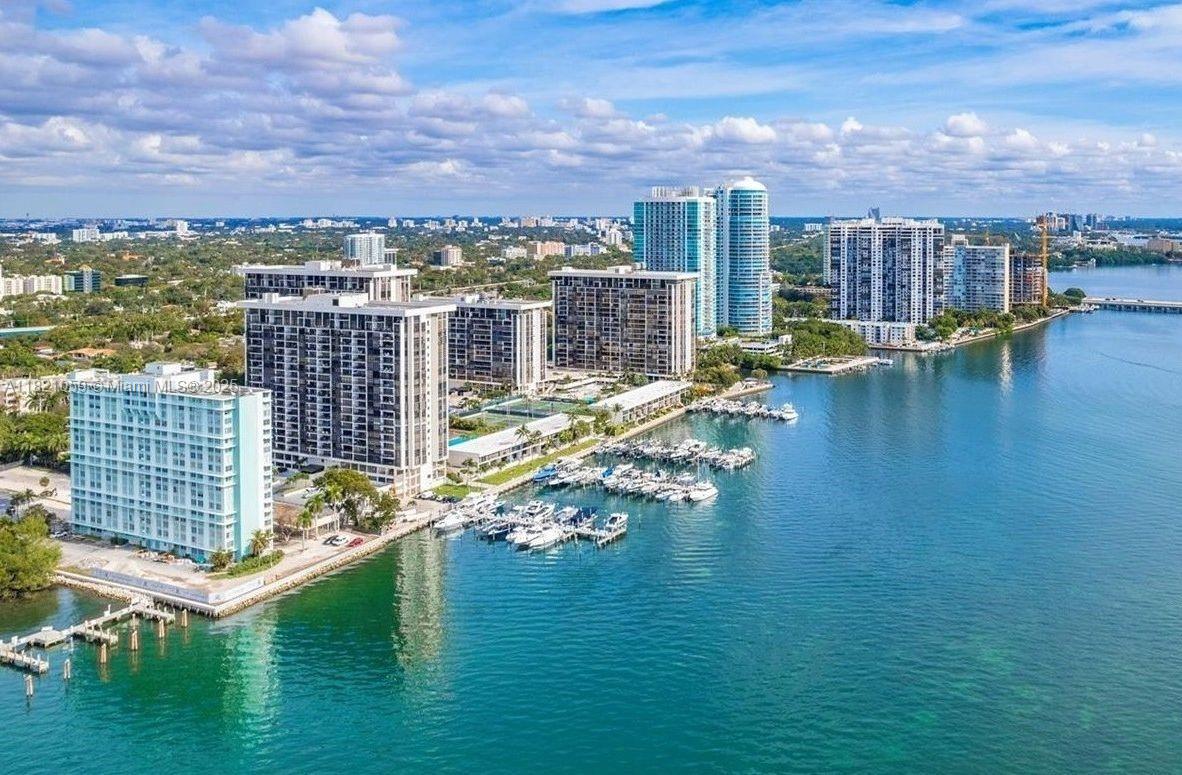 Property for Sale at 1901 Brickell Ave B1508, Miami, Broward County, Florida - Bedrooms: 2 
Bathrooms: 2  - $825,000