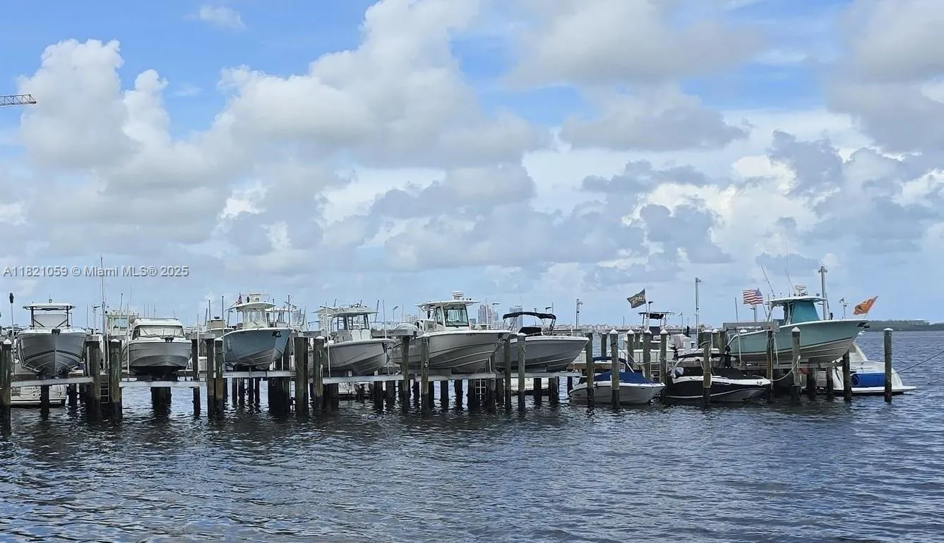 Miami, Florida 33129, United States, 2 Bedrooms Bedrooms, ,2 BathroomsBathrooms,Residential,Active,150328