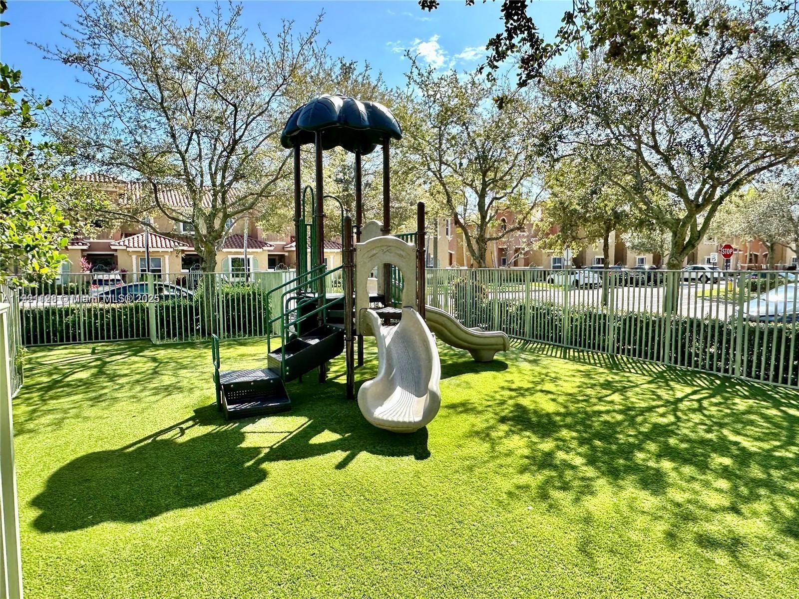 PEMBROKE CAY CONDO - Residential Lease