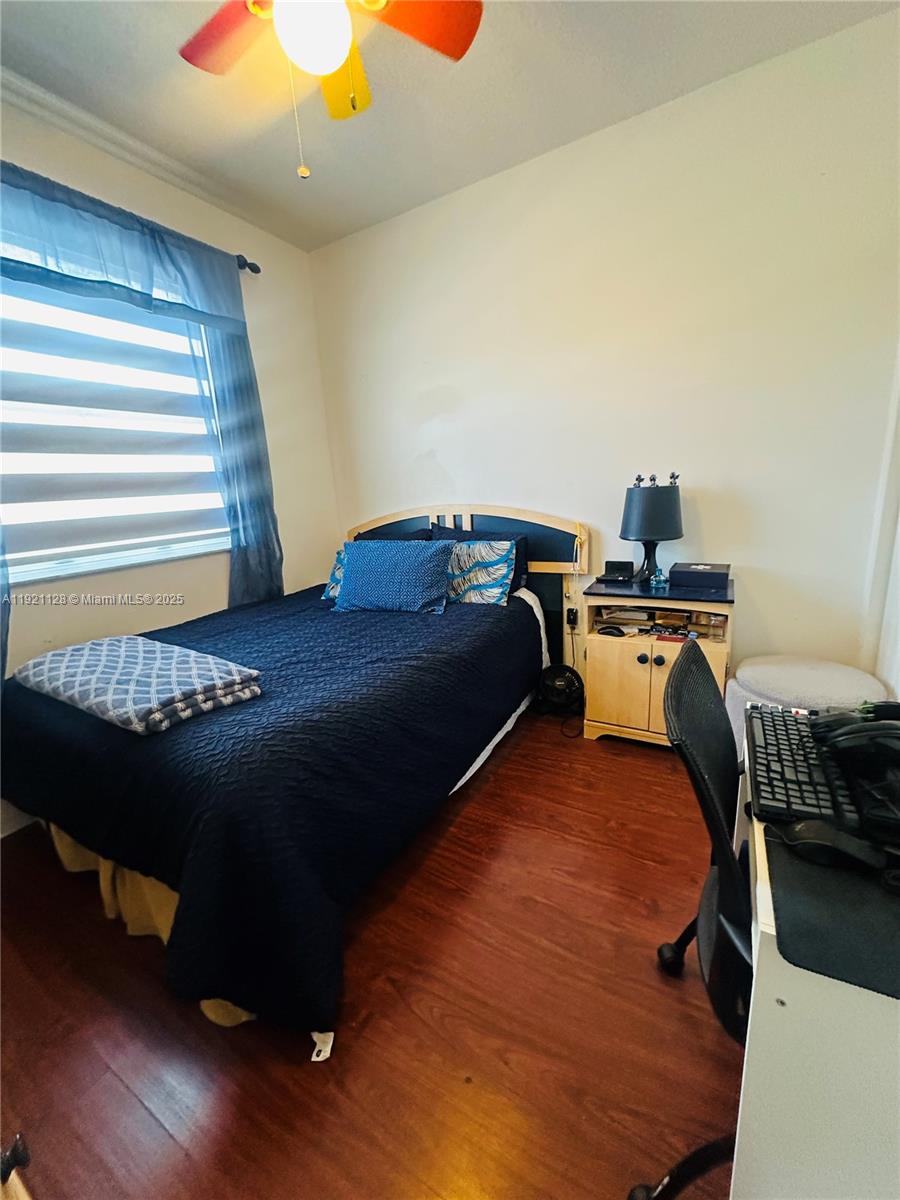 PEMBROKE CAY CONDO - Residential Lease