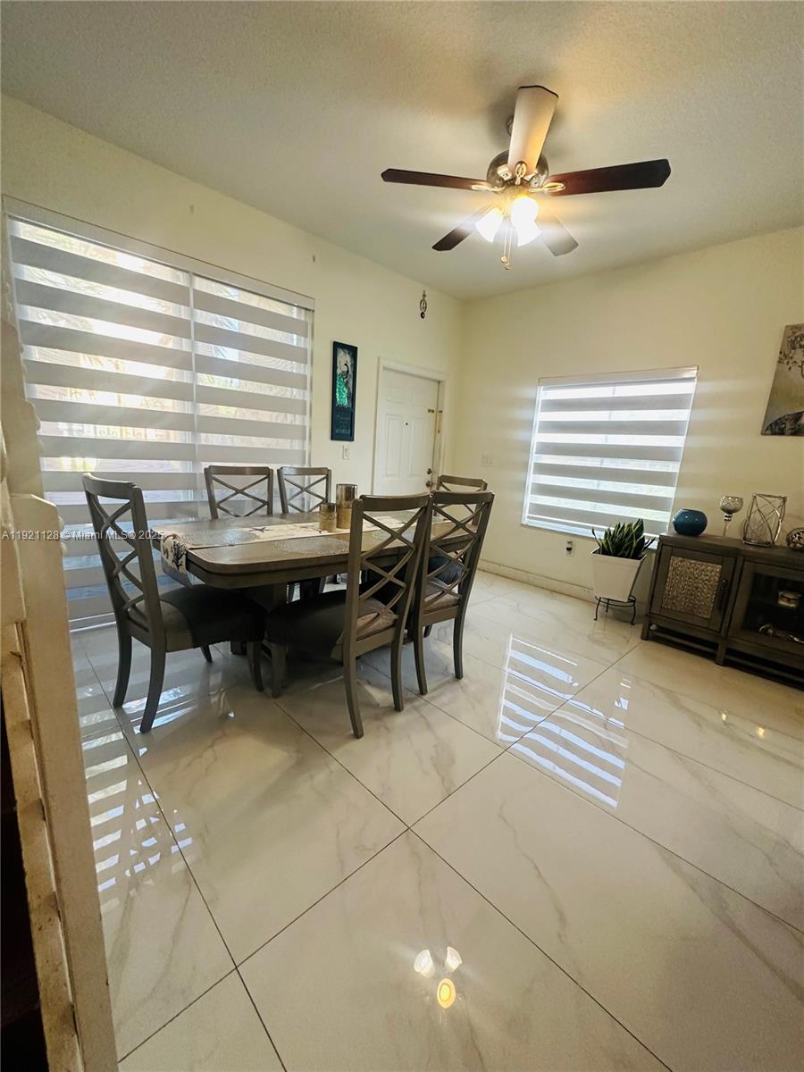 PEMBROKE CAY CONDO - Residential Lease