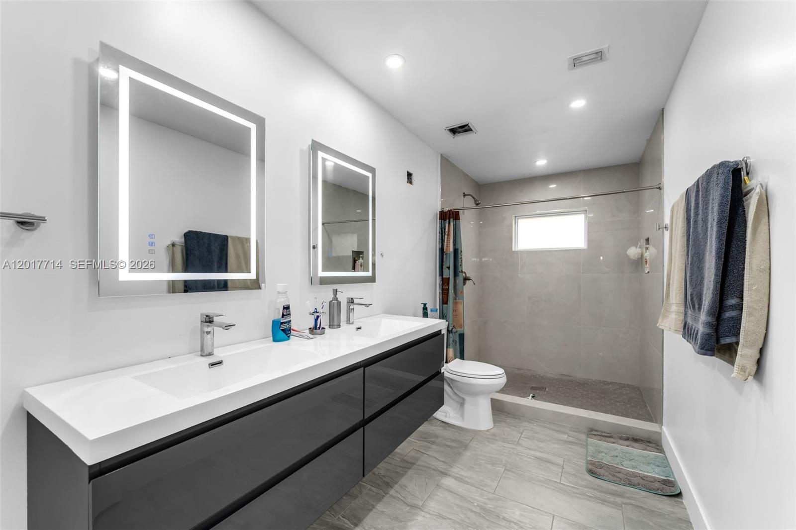 SHOMA HOMES AT TAMIAMI II - Residential