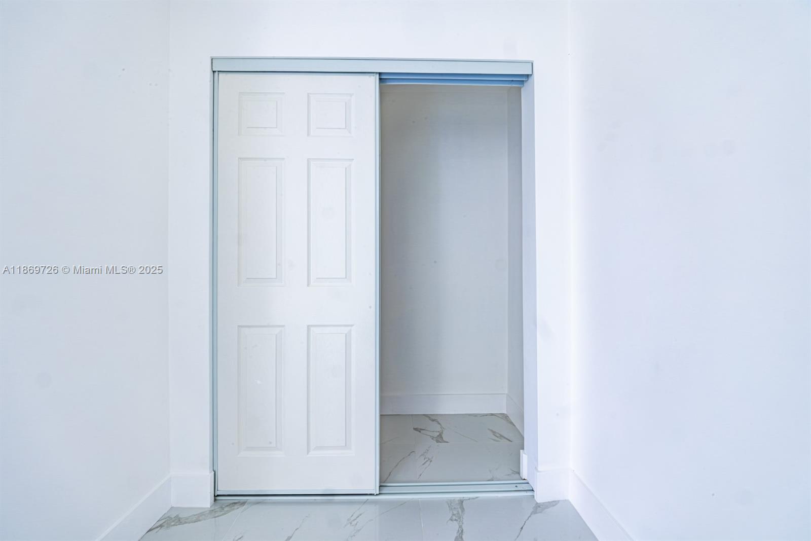 DE PAULY HEIGHTS - Residential