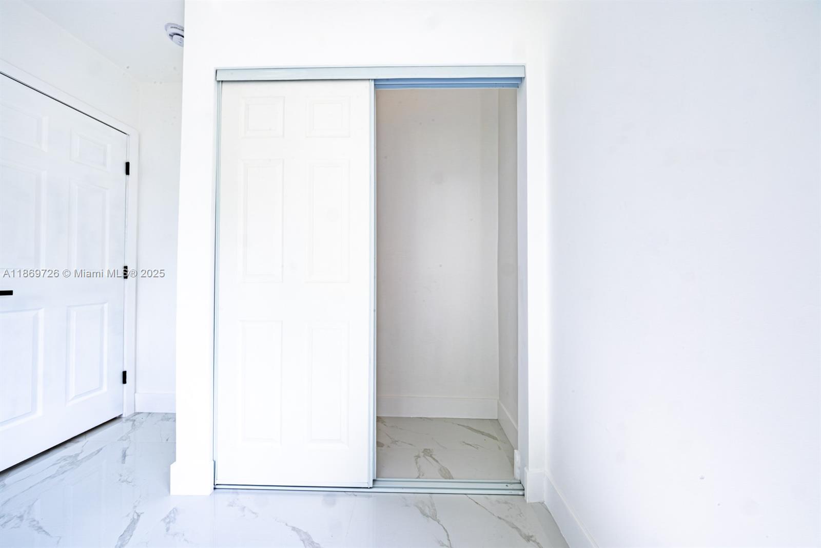 DE PAULY HEIGHTS - Residential